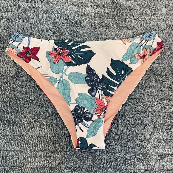 NWT Cupshe Floral Print Bikini Bottom Size XXL White Blue Pink Low Rise Swimwear - Picture 1 of 9